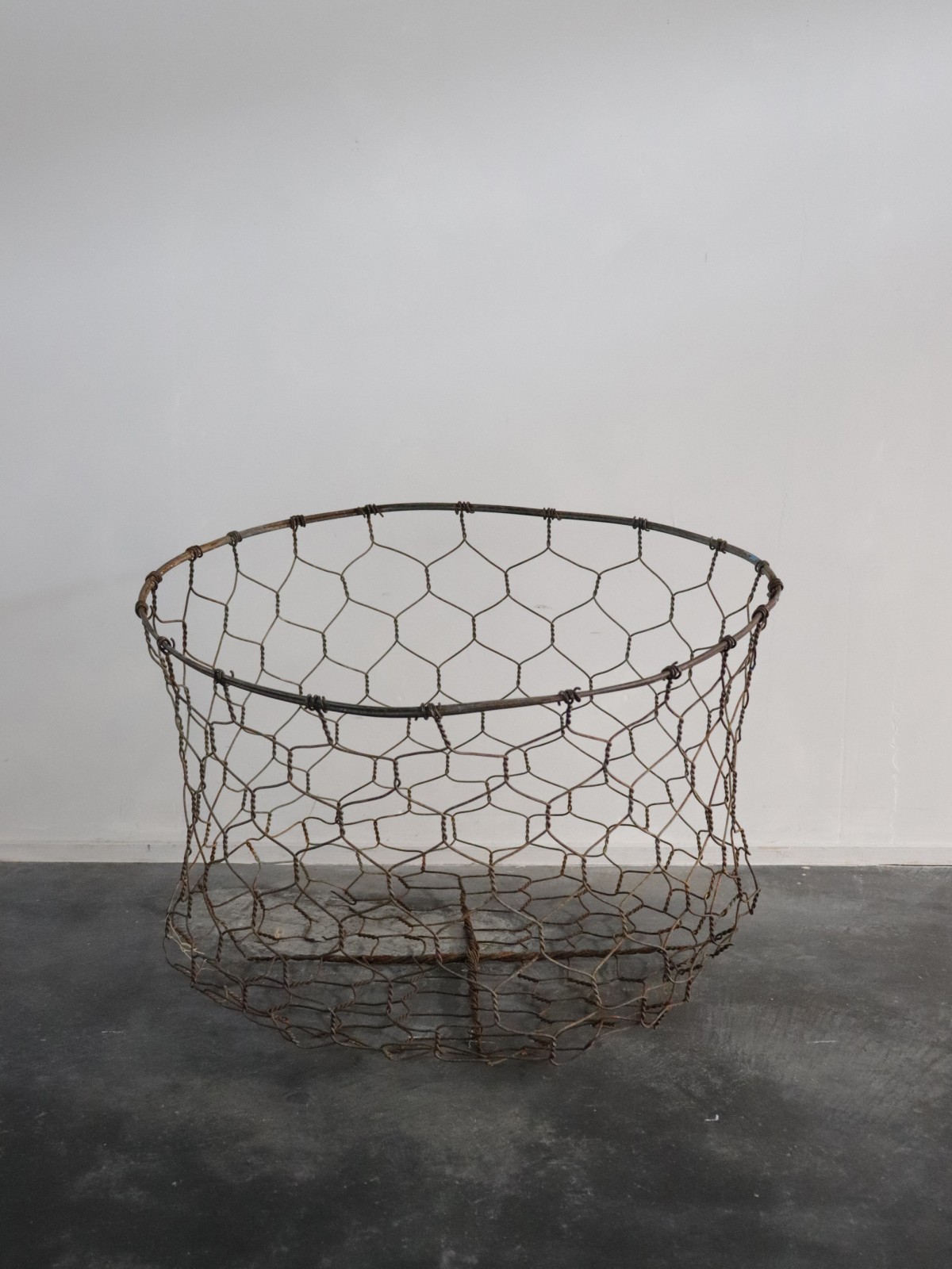 wire basket, big basket, USA, 1940'ss
