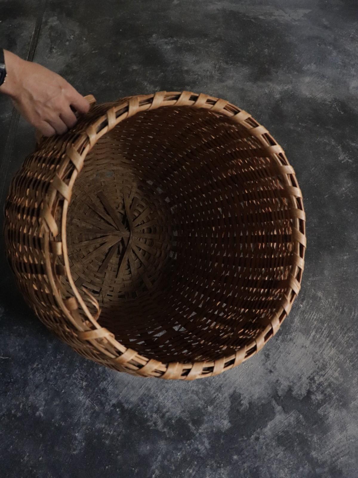 ash basket,1930's, usa