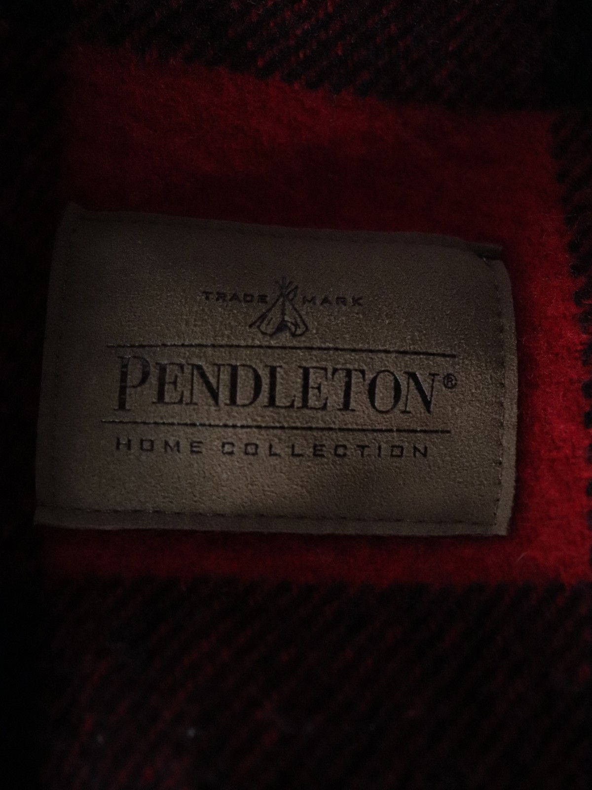 pendleton shawl, usa, wool check blanket