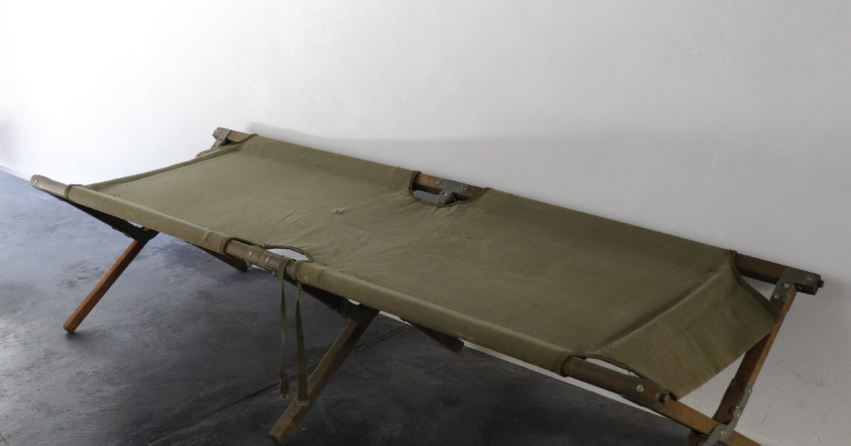 1943's US military cot – BROWN. | 京都 二条新町の生活雑貨店