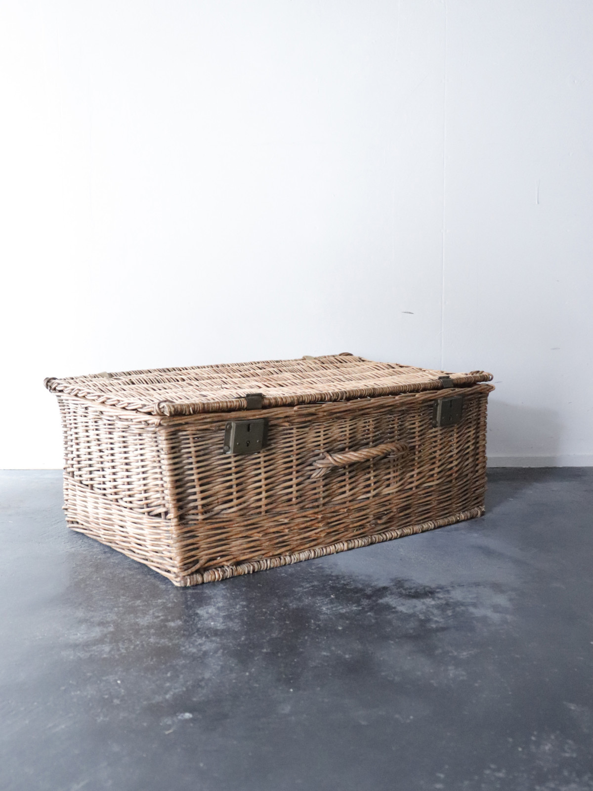 wicker basket,France, vintage