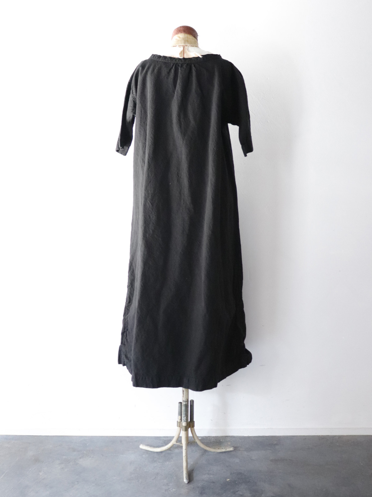 Black-dyed , french linen fabric,one-piece