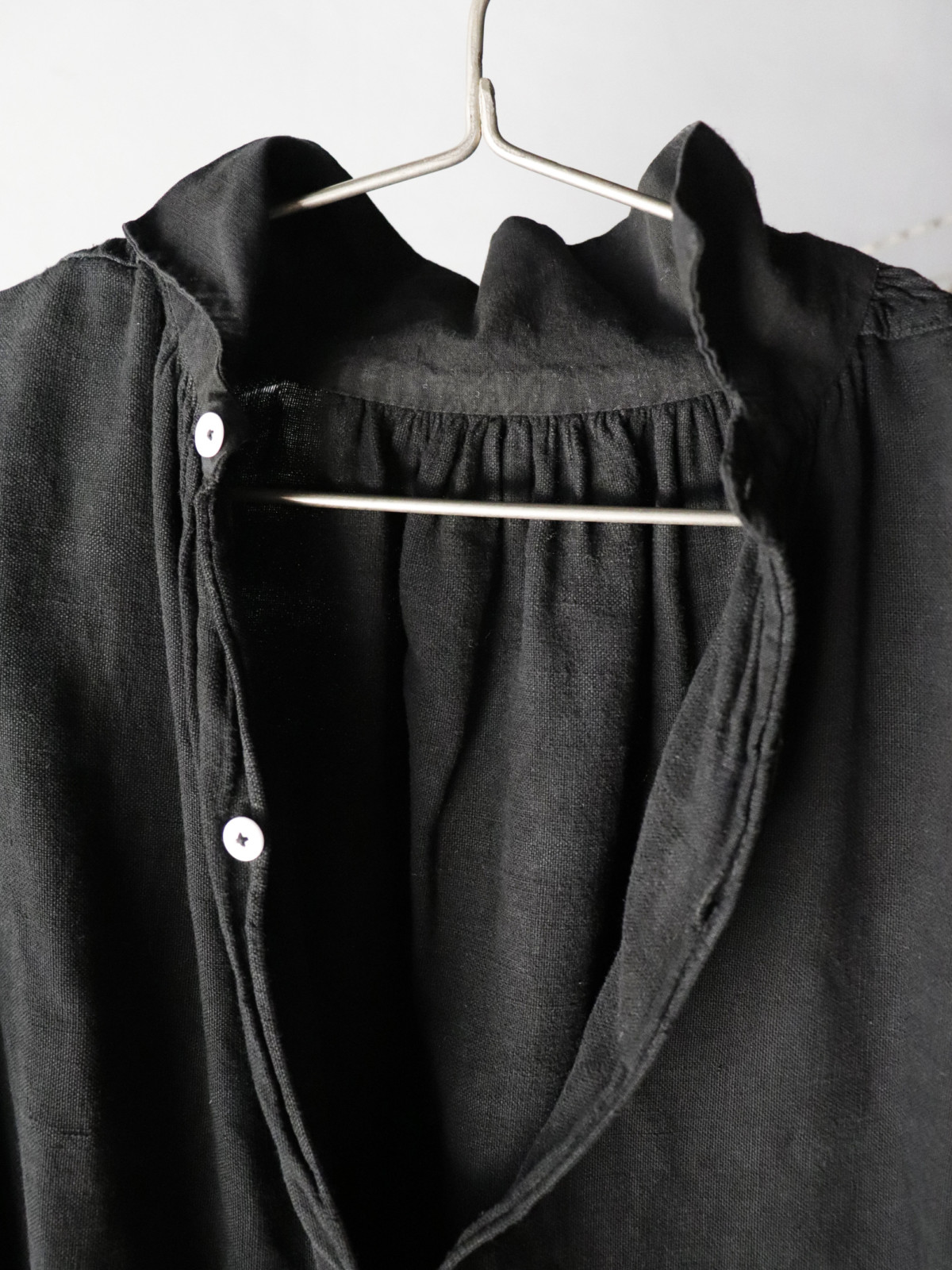 Black-dyed ,french linen,blouse
