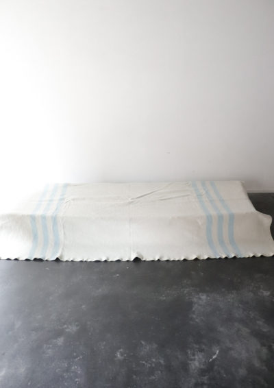 deadstock,Russia,blanket,bleached