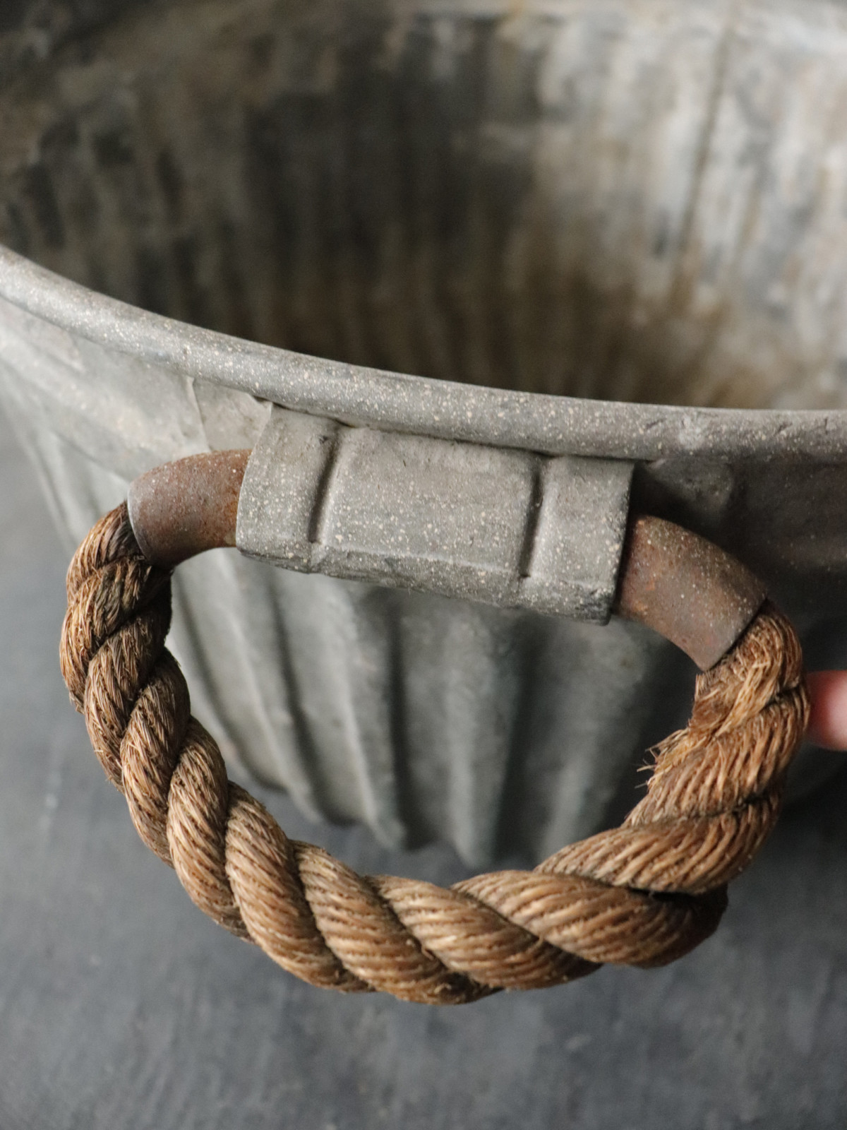 galvanized bucket,USA,vintage