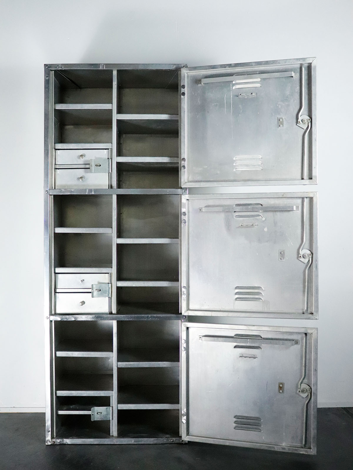 WWⅡ, USA,vintage,locker,USNAVY,aluminum
