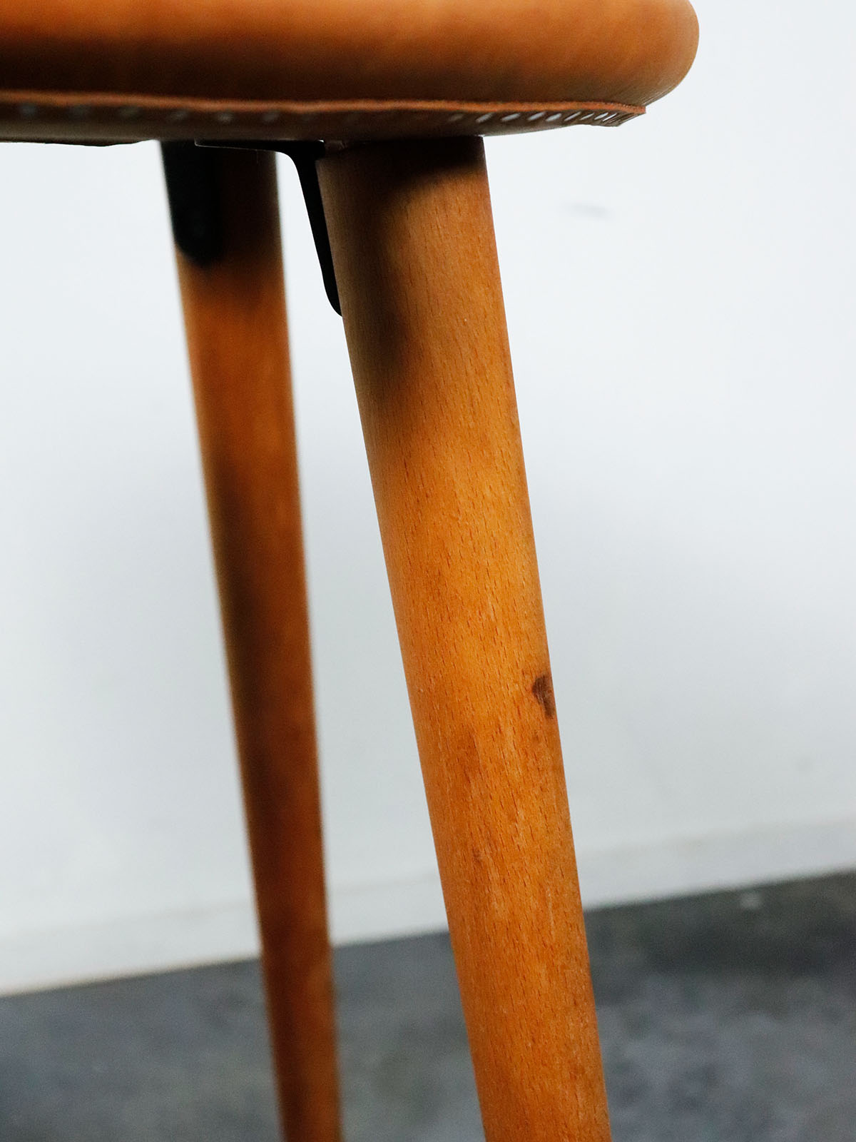 vintage,stool,remake,japan,leather x wood