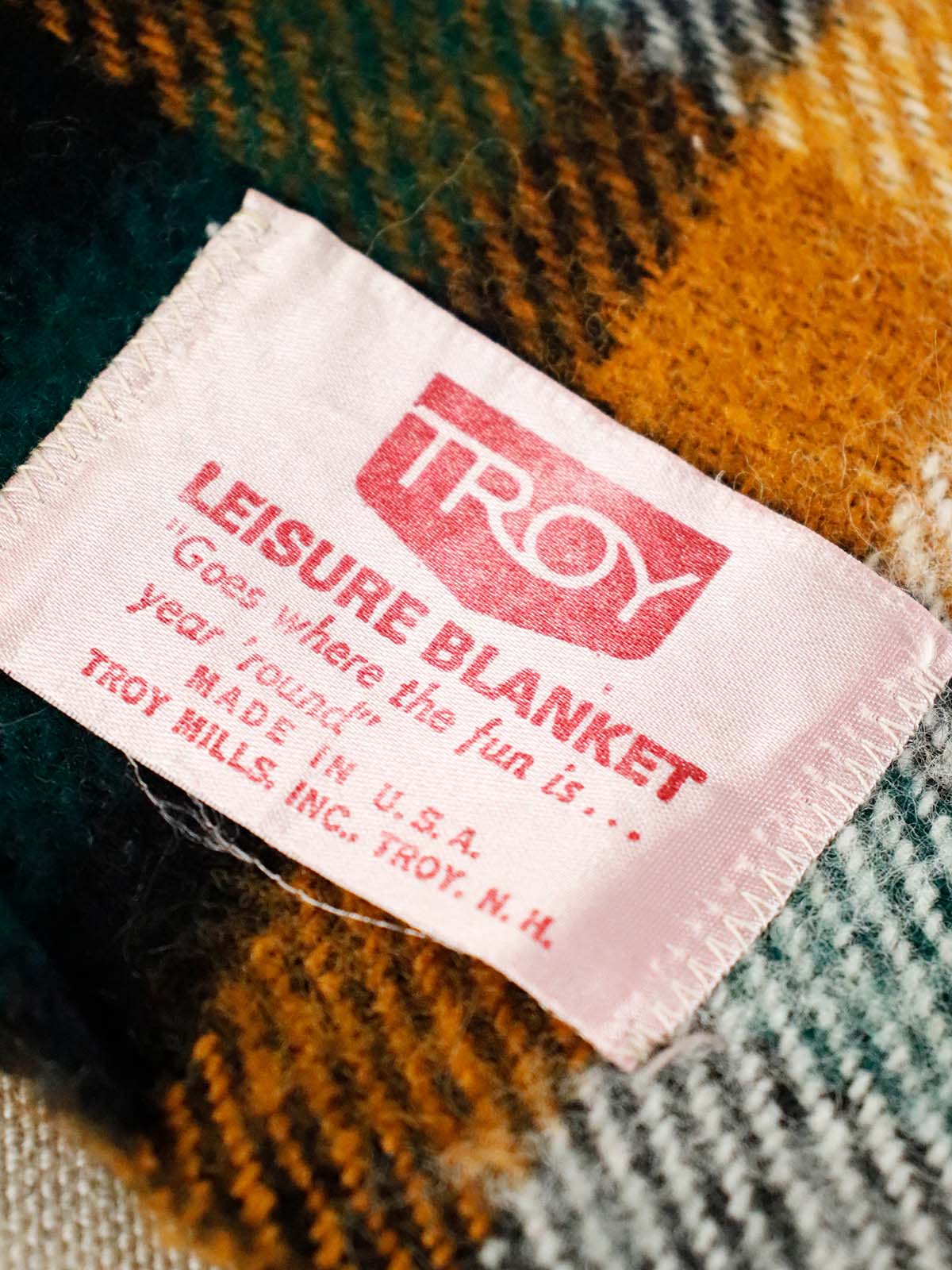 Troy,wool check shawl,vintage,USA