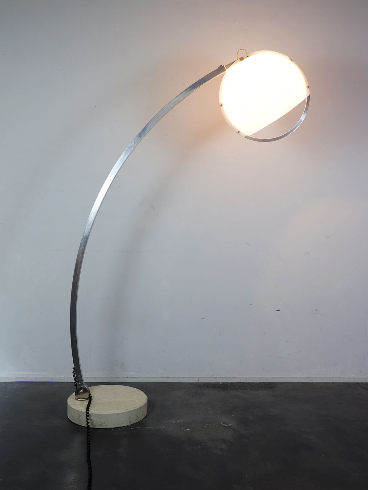 1960’s arc floor lamp by Harvey Guzzini