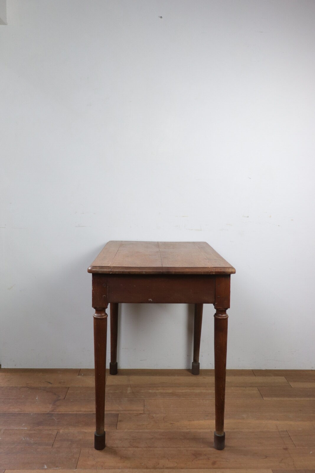 antique,wood table,small table,France
