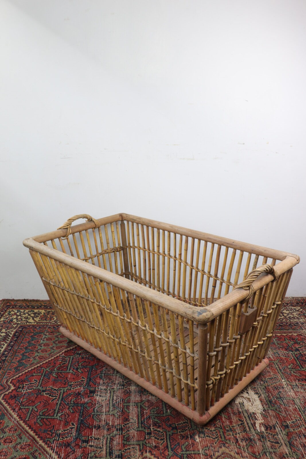 1930's,loundry big size basket,bamboo,basket,France,large basket