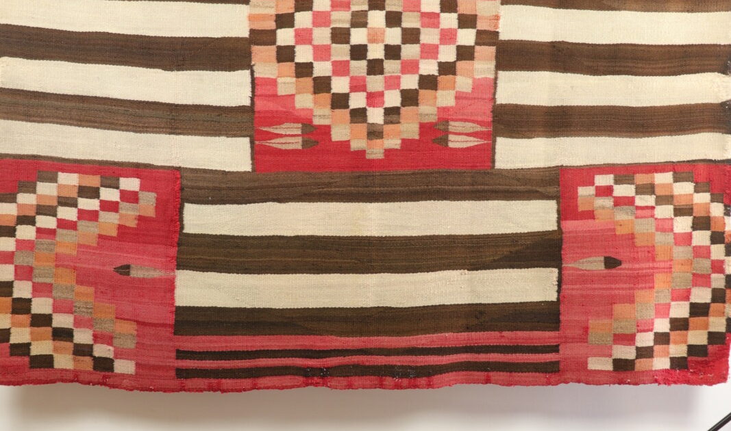 1920's transitional navajo blanket – BROWN. | 京都 二条新町の生活 