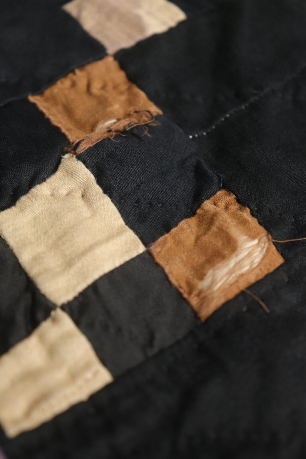 1940's,amish quilt,W9patch quilt,USA,antique,indigo quilt,