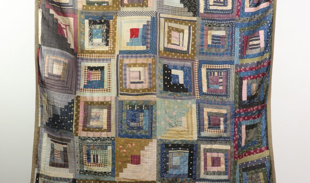 Antique “log cabin” quilt – BROWN. | 京都 二条新町の生活雑貨店