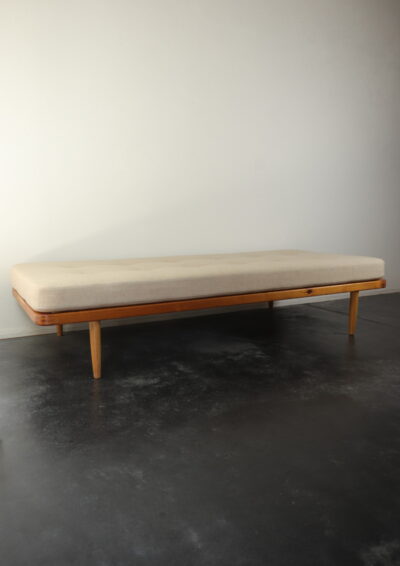 Pine wood, Horsnæs Møbler ,daybed,1960's,Denmark