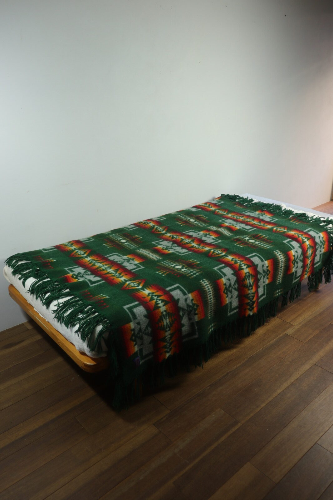 vintage blanket,Pendleton,wool blanket,USA,shawl