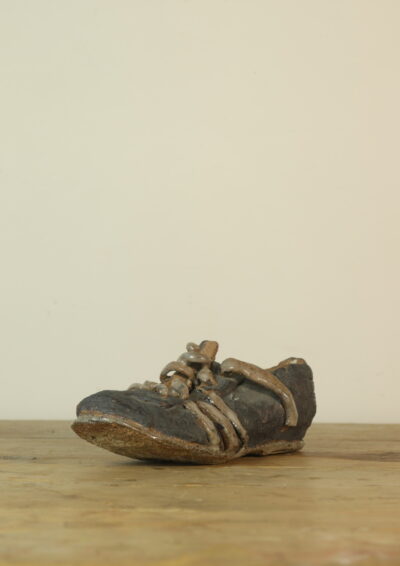 handmade pottery shoes,california,folk art,USA,