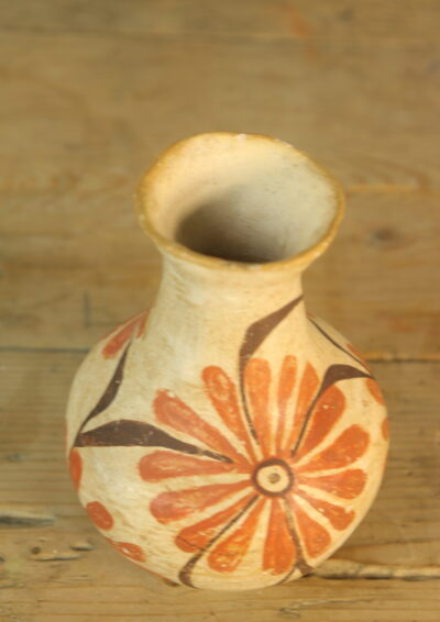 Acoma vase,native american pottery,USA,vintage pottery,Acoma pottery